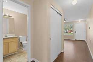 1211 W 29th St, Vancouver, WA 98660 - Photo 13