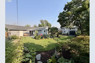 2350 Fillmore St, Eugene, OR 97405 - Photo 33