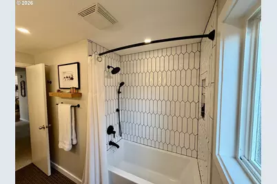 2350 Fillmore St, Eugene, OR 97405 - Photo 17