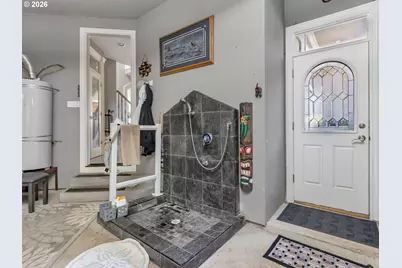 9718 NW Skyview Dr, Portland, OR 97231 - Photo 31