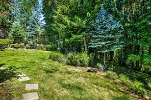 9718 NW Skyview Dr, Portland, OR 97231 - Photo 35