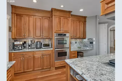 9718 NW Skyview Dr, Portland, OR 97231 - Photo 15