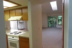 5901 SW Karla Ct, Portland, OR 97239 - Photo 3