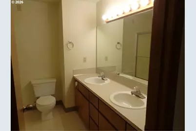 5901 SW Karla Ct, Portland, OR 97239 - Photo 11