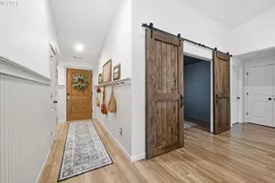 332 Owens Wy, Creswell, OR 97426 - Photo 7