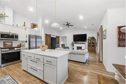 332 Owens Way, Creswell, OR 97426 - Photo 13