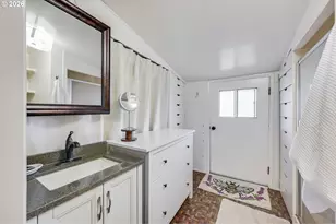 1760 Copper Dam Rd, Hood River, OR 97031 - Photo 17