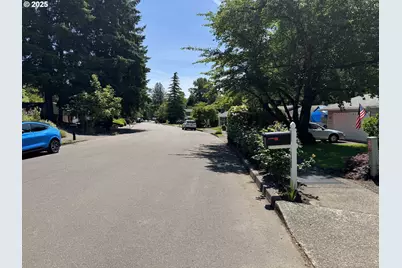 2420 Margery St, West Linn, OR 97068 - Photo 21