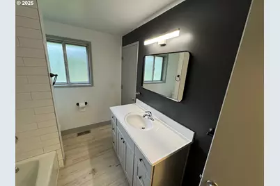 2420 Margery St, West Linn, OR 97068 - Photo 11