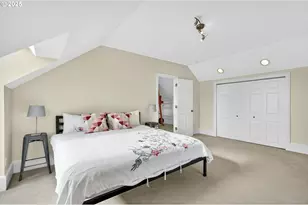 8452 NW Timber Ridge Ct, Portland, OR 97229 - Photo 29