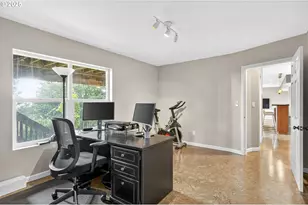 8452 NW Timber Ridge Ct, Portland, OR 97229 - Photo 43