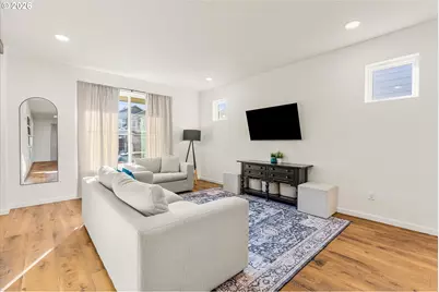 716 SE 36th St, Battle Ground, WA 98604 - Photo 3