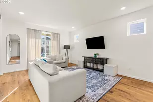 716 SE 36th St, Battle Ground, WA 98604 - Photo 3