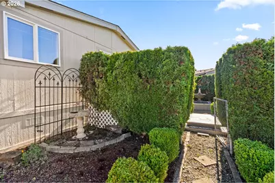 1699 N Terry St #176, Eugene, OR 97402 - Photo 31