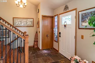 169 NW Brent Ct, Roseburg, OR 97471 - Photo 5