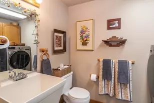 169 NW Brent Ct, Roseburg, OR 97471 - Photo 31