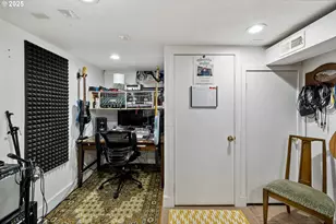 10361 NE Sacramento St, Portland, OR 97220 - Photo 27