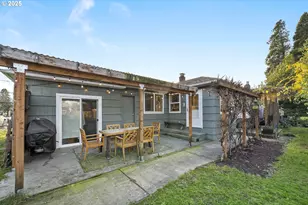 10361 NE Sacramento St, Portland, OR 97220 - Photo 41