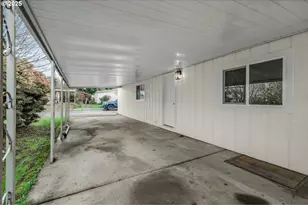 871 SW Liberty Bell Dr, Beaverton, OR 97006 - Photo 15