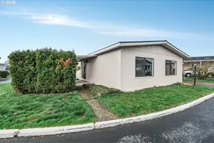 871 SW Liberty Bell Dr, Beaverton, OR 97006 - Photo 17