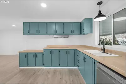 871 SW Liberty Bell Dr #474, Beaverton, OR 97006 - Photo 9