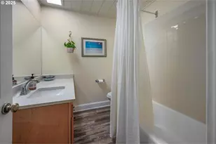 8918 SW Grabhorn Rd, Beaverton, OR 97007 - Photo 21