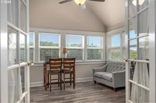 8918 SW Grabhorn Rd, Beaverton, OR 97007 - Photo 13
