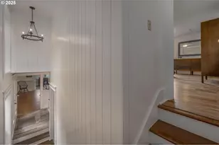 8918 SW Grabhorn Rd, Beaverton, OR 97007 - Photo 23