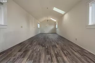 8918 SW Grabhorn Rd, Beaverton, OR 97007 - Photo 35