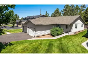726 NE Savannah Dr, Bend, OR 97701 - Photo 17