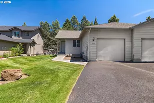 726 NE Savannah Dr, Bend, OR 97701 - Photo 7