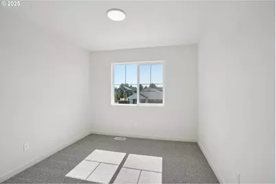 1722 NW 18th St, Battle Ground, WA 98604 - Photo 9