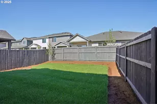 1722 NW 18th St, Battle Ground, WA 98604 - Photo 17