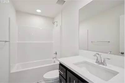 1722 NW 18th St, Battle Ground, WA 98604 - Photo 13