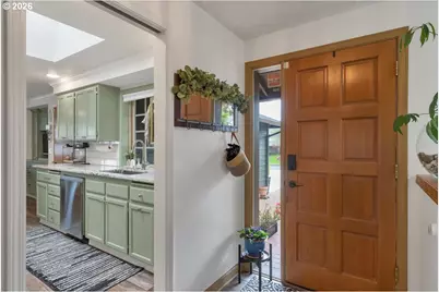5240 Chapman St S, Salem, OR 97306 - Photo 9