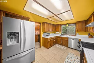 1111 NW Satara Ct, Salem, OR 97304 - Photo 15