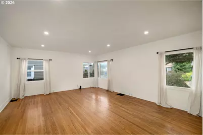 5235 NE 16th Ave, Portland, OR 97211 - Photo 5