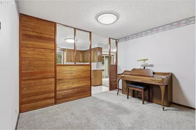 1145 NW Sunnywood Ct, McMinnville, OR 97128 - Photo 11