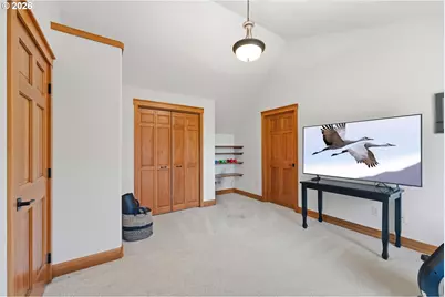 68260 Ridge Rd, North Bend, OR 97459 - Photo 39