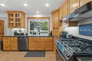 68260 Ridge Rd, North Bend, OR 97459 - Photo 19