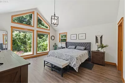 68260 Ridge Rd, North Bend, OR 97459 - Photo 25