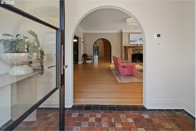 2208 NE 28th Ave, Portland, OR 97212 - Photo 3