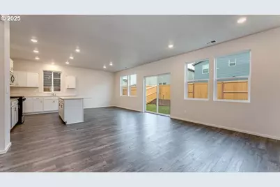 4966 Dilling Ave NE, Salem, OR 97301 - Photo 5