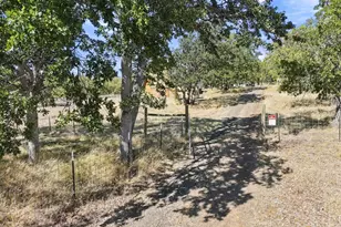 56 Meacham Rd, Goldendale, WA 98620 - Photo 3