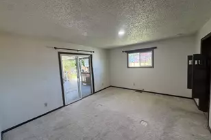 845 W Rose St, Lebanon, OR 97355 - Photo 29