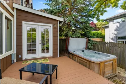 808 9th St, Hood River, OR 97031 - Photo 27
