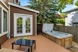 808 9th St, Hood River, OR 97031 - Photo 27