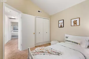 808 9th St, Hood River, OR 97031 - Photo 25