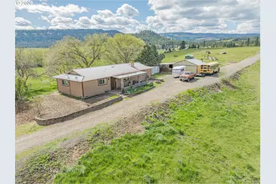 71564 Palmer Junction Rd, Elgin, OR 97827 - Photo 3