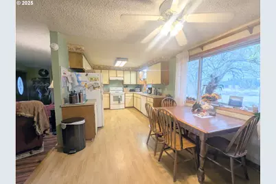 71564 Palmer Junction Rd, Elgin, OR 97827 - Photo 21